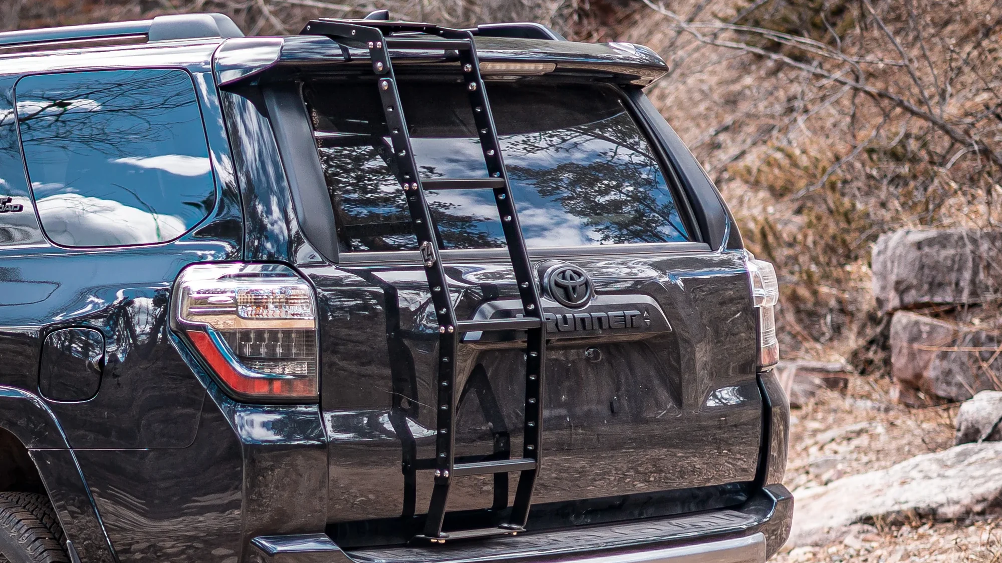 C4 Fab. Summit Hatch Ladder - Image 4