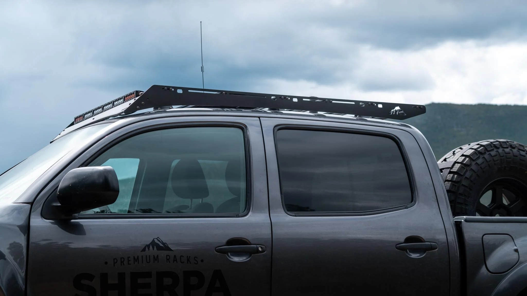 Grand Teton Sport (2005-2023 Tacoma Double Cab Roof Rack) - Image 3