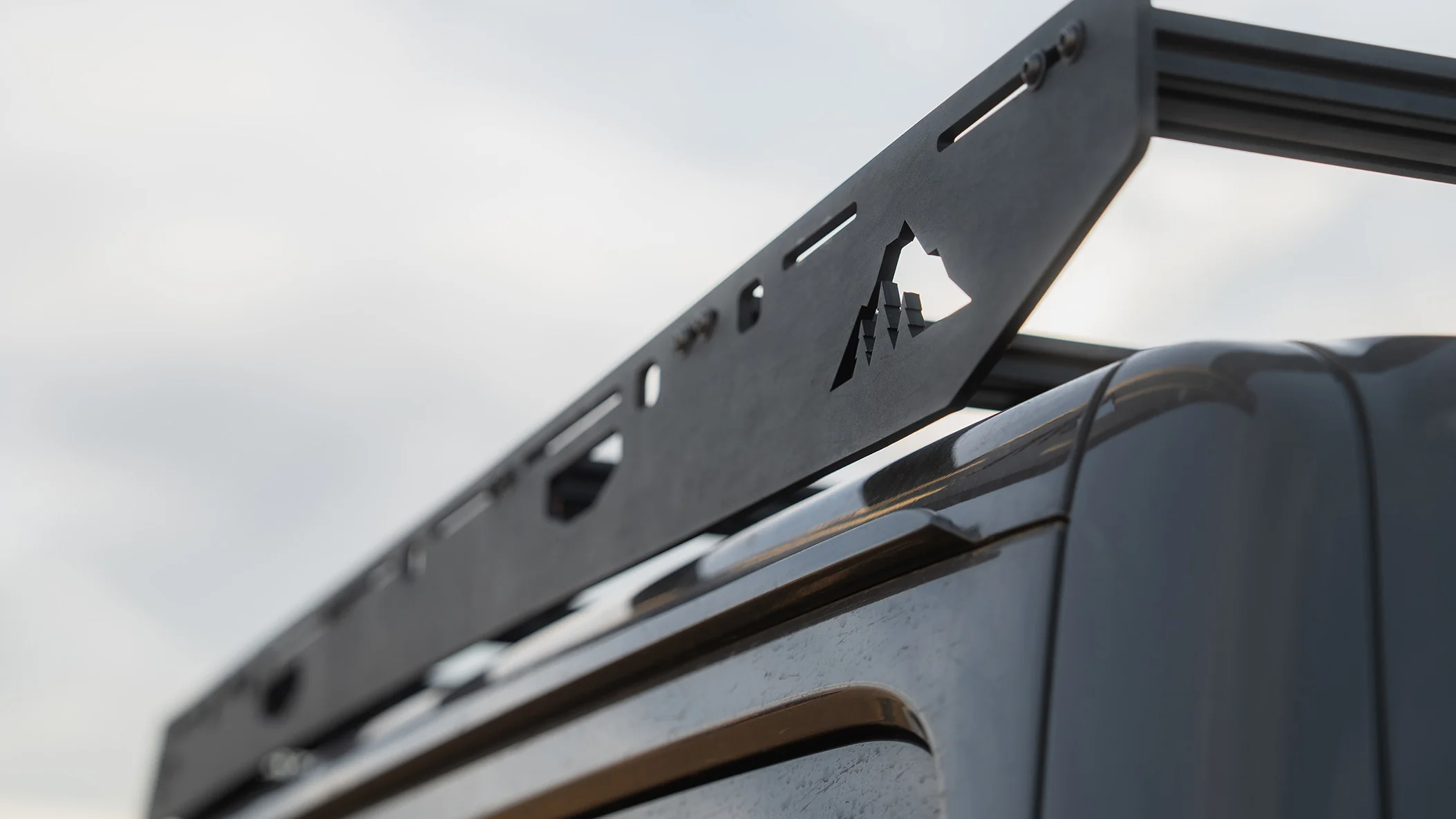 The Jeep JLU QDHD Half Rack - Image 9
