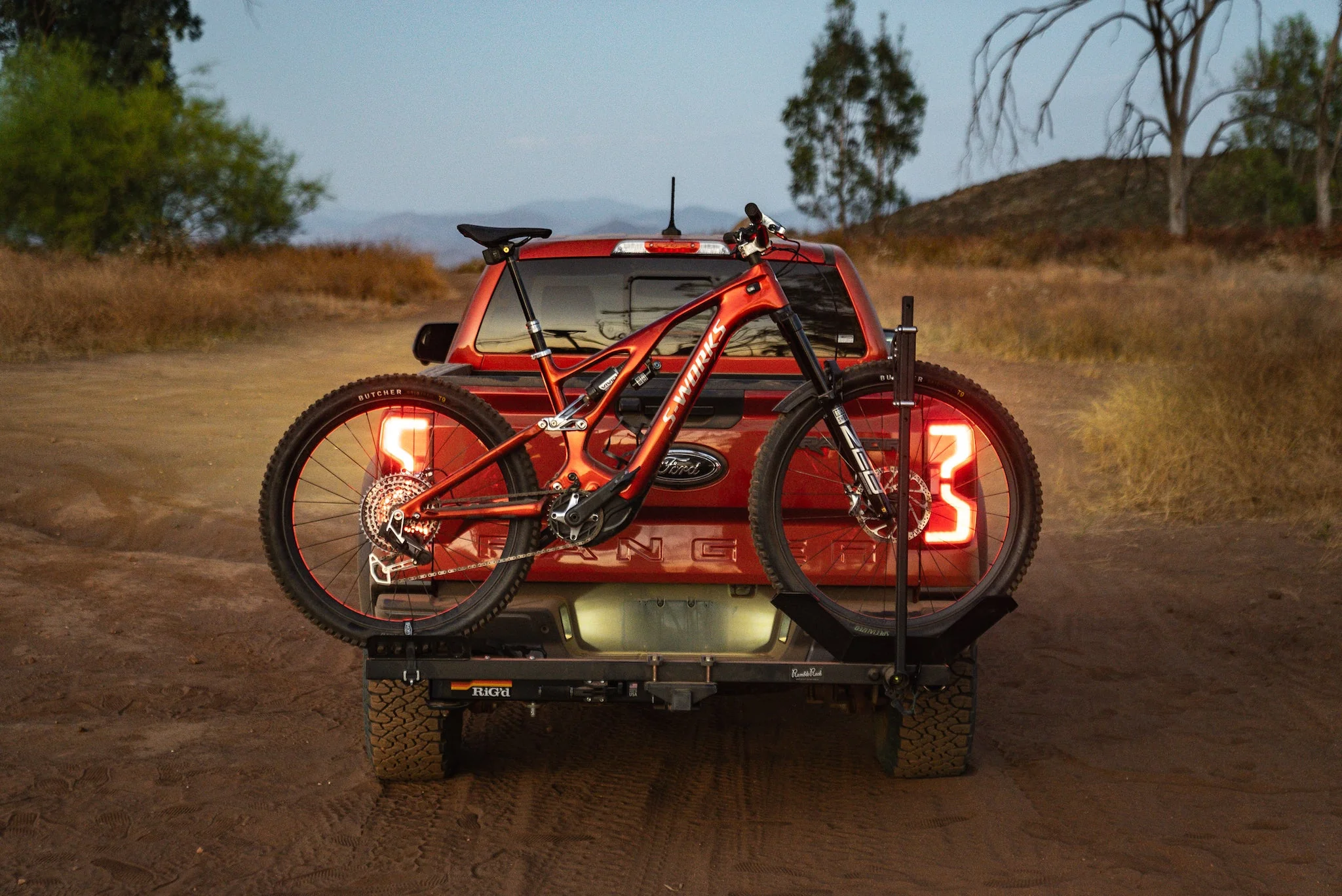 RambleRackĀ® Heavy Duty Hitch Bike Rack | RiGd Supply - Image 26