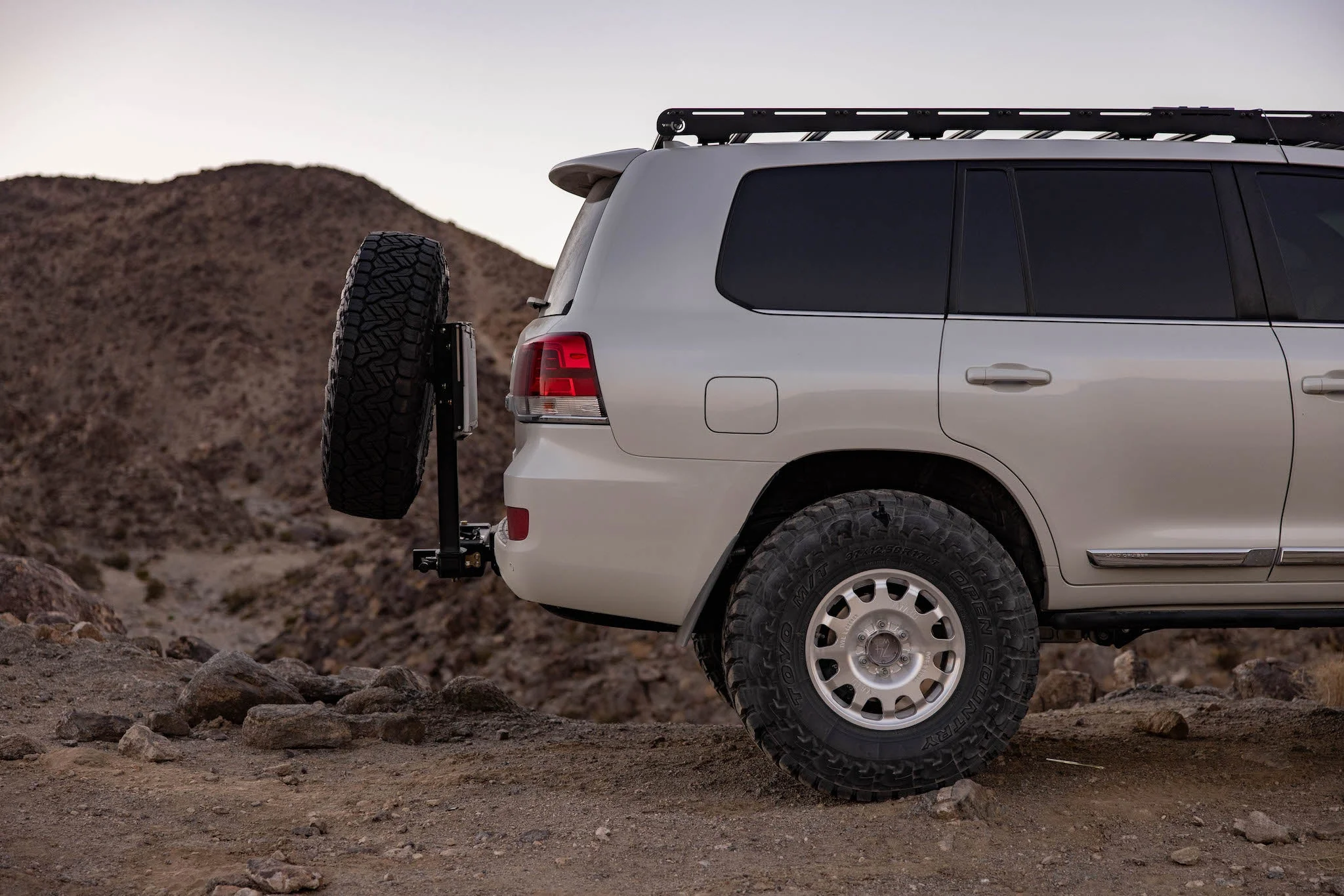 RambleSwing® Pro Spare Tire Carrier - Image 7