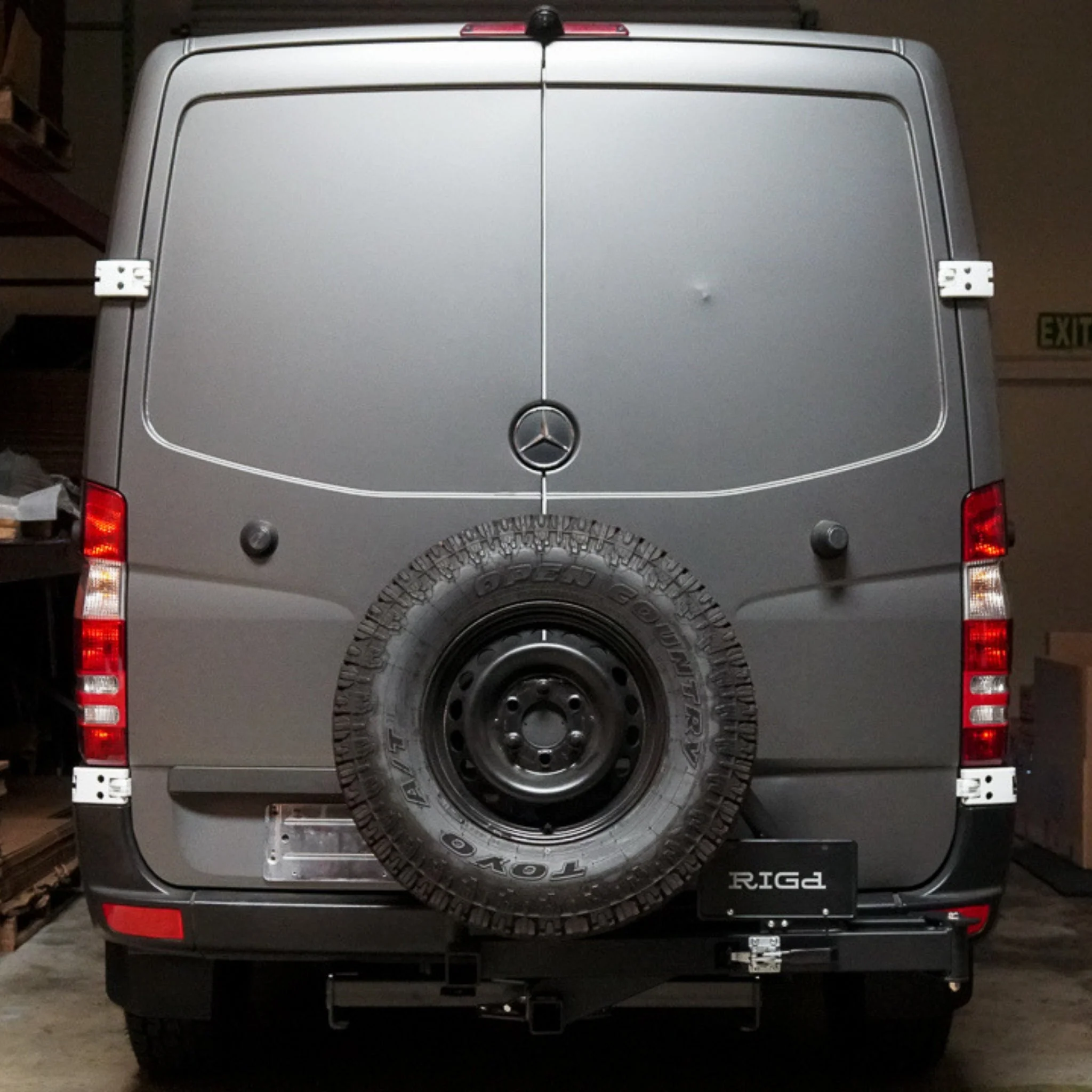 UltraSwing® Mega-Fit Spare Tire Hitch Mount | RiGd Supply - Image 11