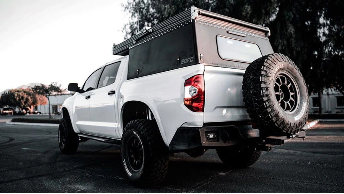 UltraSwing® Mega-Fit Spare Tire Hitch Mount | RiGd Supply - Image 23