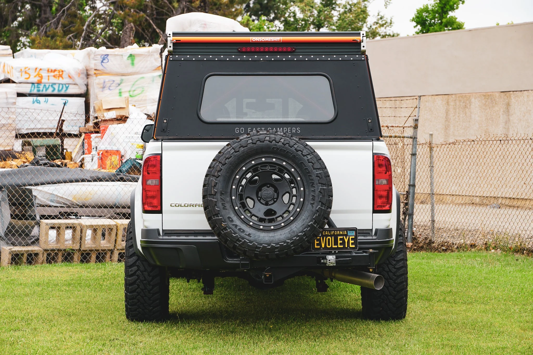 UltraSwing™ Multi-Fit Spare Tire Hitch Mount | RiGd Supply - Image 13