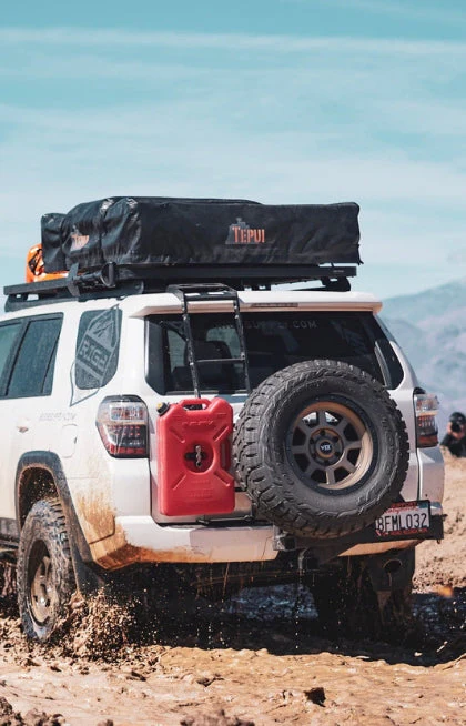 UltraSwing® Short-Fit Spare Tire Hitch Mount | RiGd Supply - Image 12